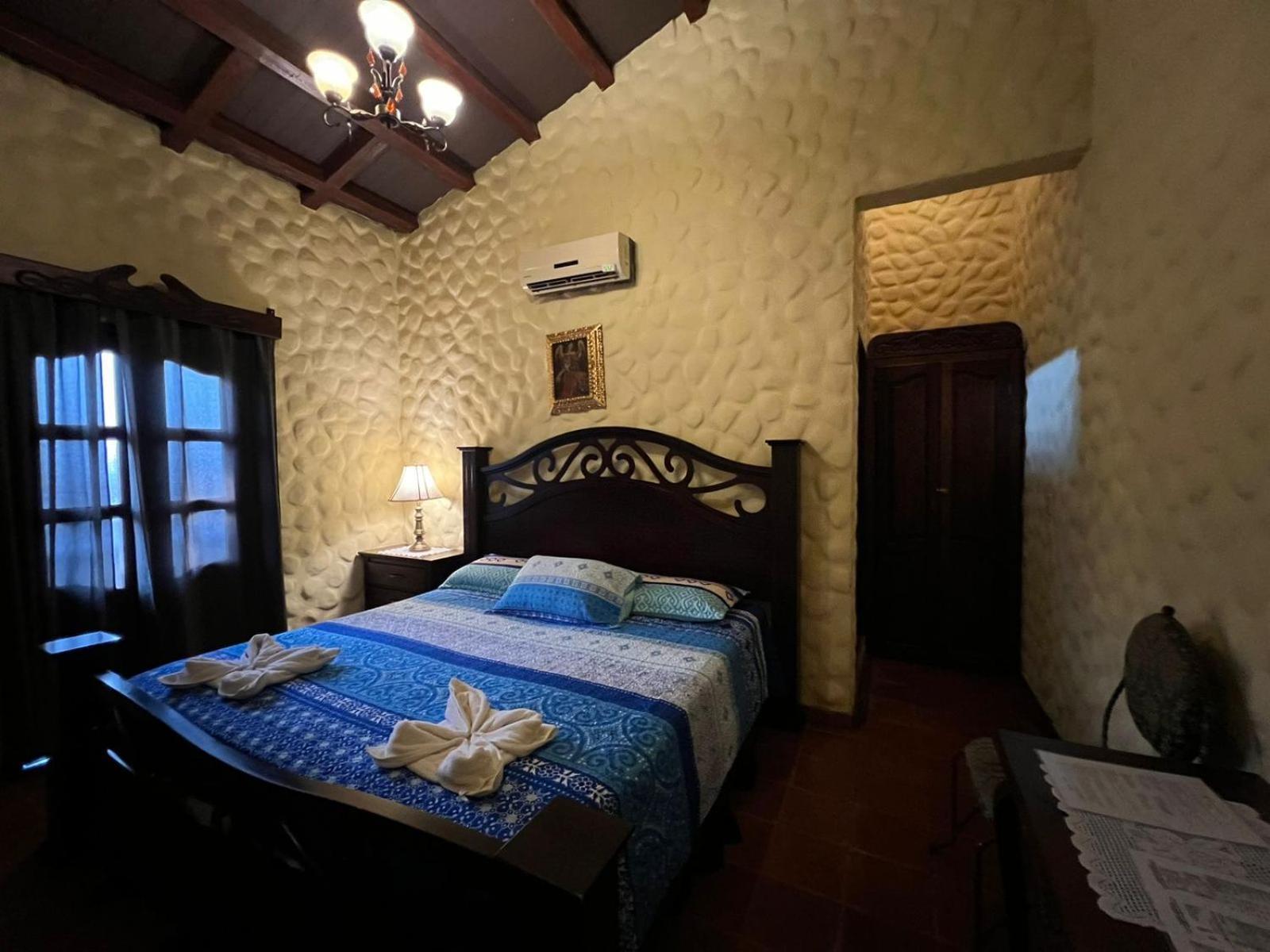 Hotel Caxa Real Comayagua Esterno foto