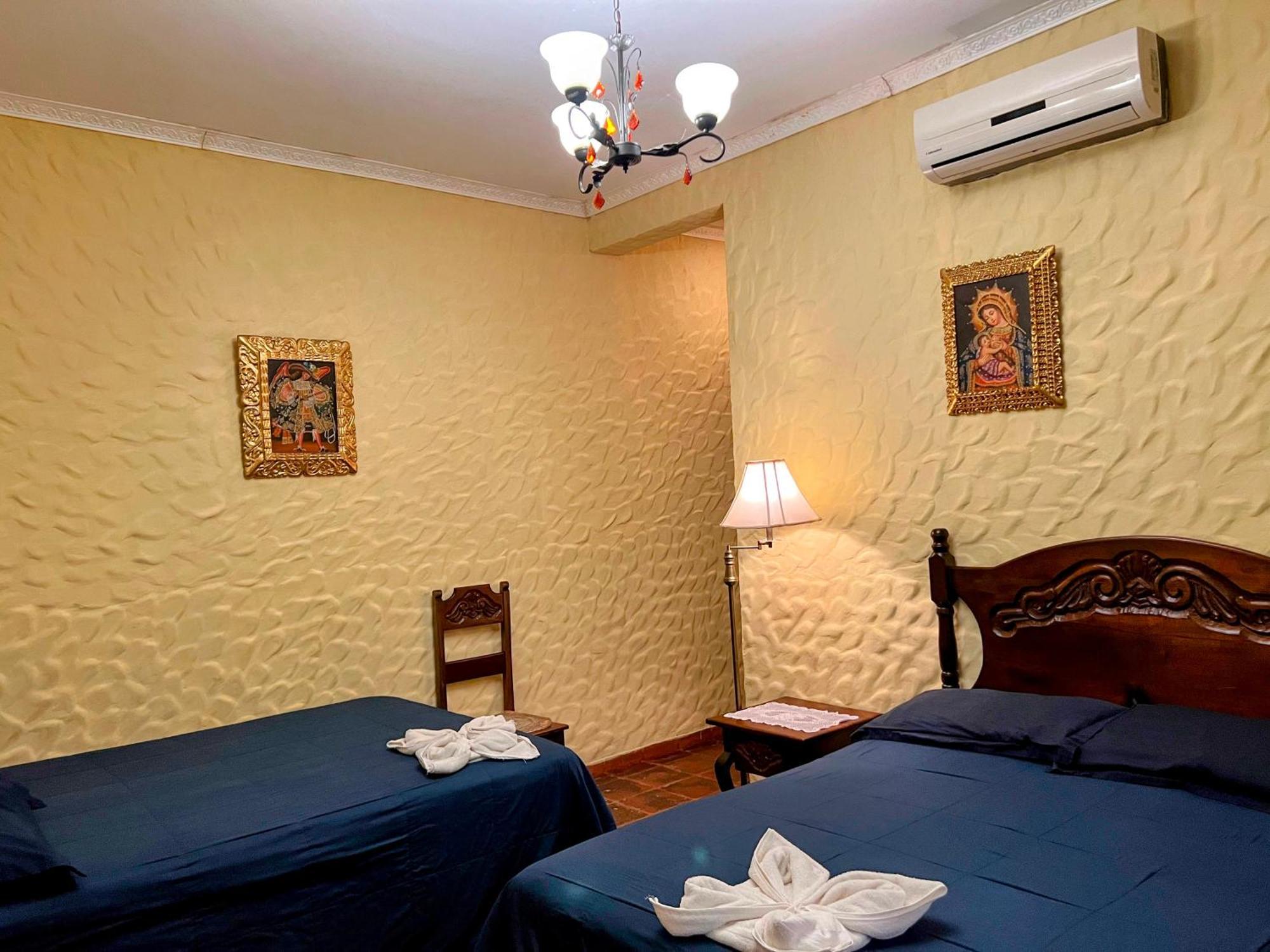 Hotel Caxa Real Comayagua Esterno foto